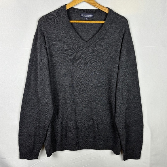 Hart Schaffner Marx Men V-neck sweater Sz XL 100% Extra Fine Merino Wool Classic - Picture 1 of 11